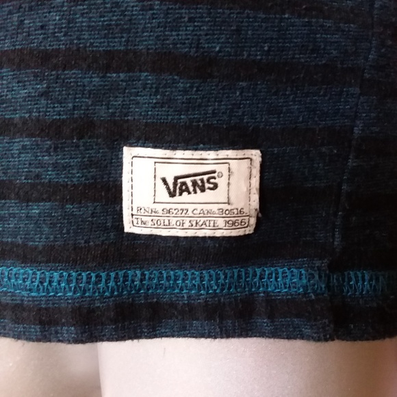 Black & Blue Long Sleeved, Hooded Pullover - Picture 5 of 8